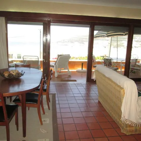 Ocean View House Dom wakacyjny *