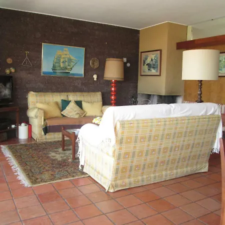 Dom wakacyjny Ocean View House Sesimbra